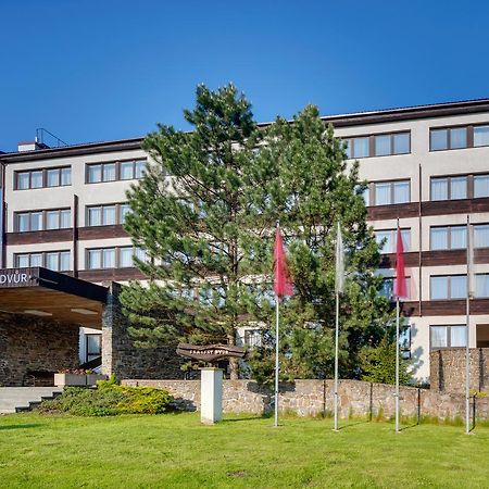 Hotel Skalsky Dvur Bystrice nad Pernstejnem Zewnętrze zdjęcie