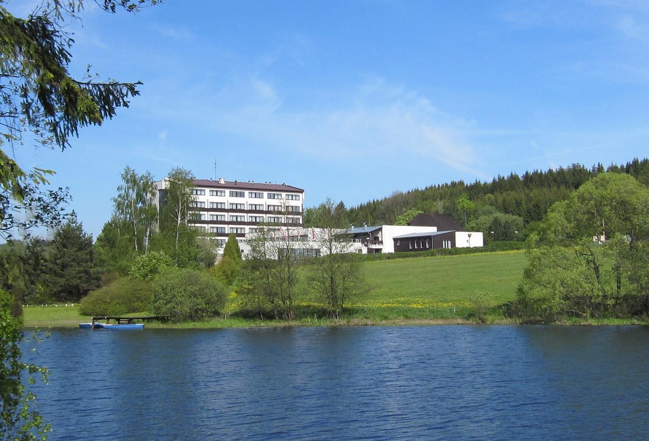 Hotel Skalsky Dvur Bystrice nad Pernstejnem Zewnętrze zdjęcie